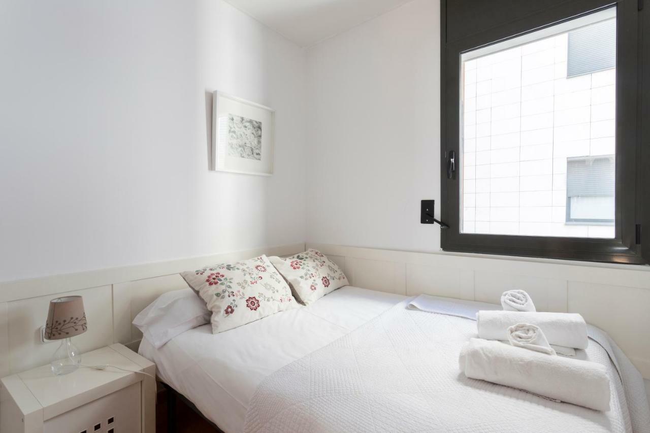 1217 - Pool And Beach Nice Apartment II Barcellona Esterno foto