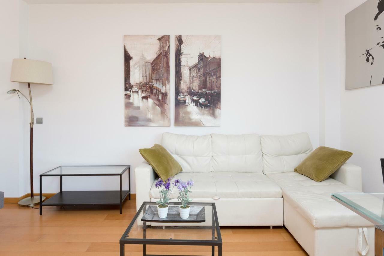 1217 - Pool And Beach Nice Apartment II Barcellona Esterno foto